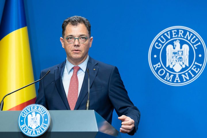 Ștefan-Radu Oprea during a 7th of July 2023 Romanian Government press briefing
